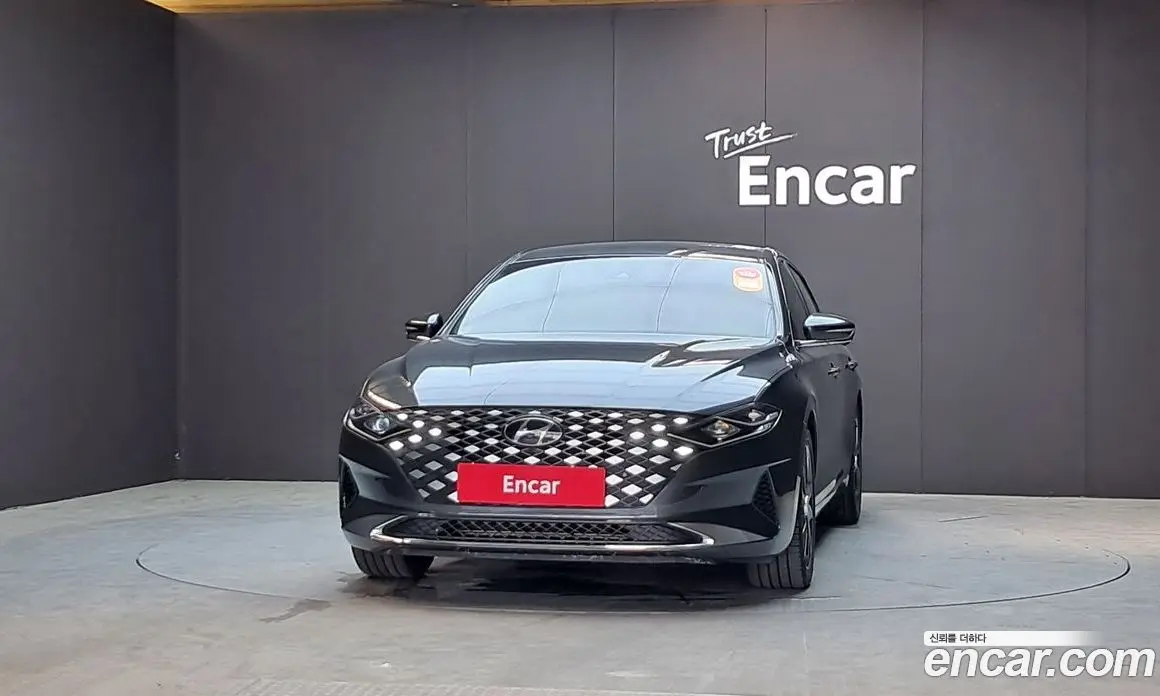 Hyundai Grandeur 2022 2.5 автомат (гидро), фото 3 Hyundai Grandeur 2022 2.5 автомат (гидро), фото 3