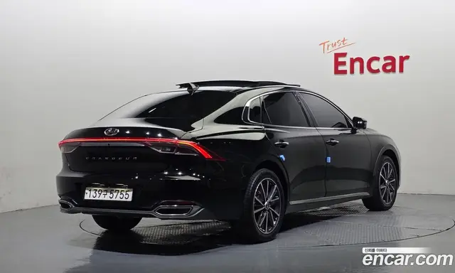 Hyundai Grandeur 2022 2.5 автомат (гидро), миниатюра 2