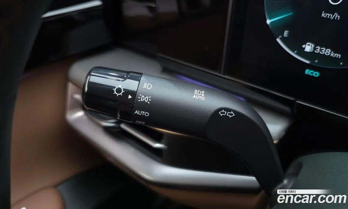 Hyundai Grandeur 2023 1.6 автомат (гидро), фото 28