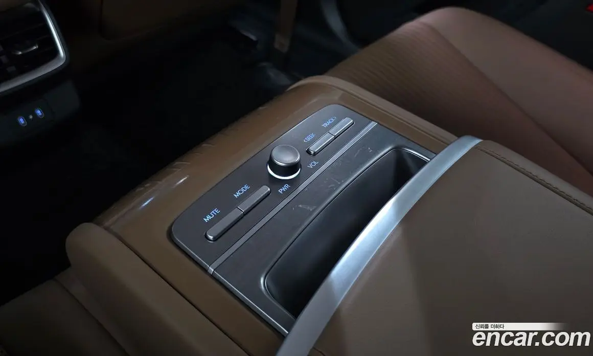 Hyundai Grandeur 2023 1.6 автомат (гидро), фото 30