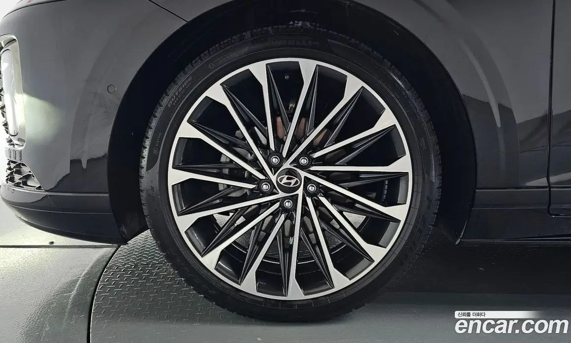 Hyundai Grandeur 2025 1.6 автомат (гидро), фото 4
