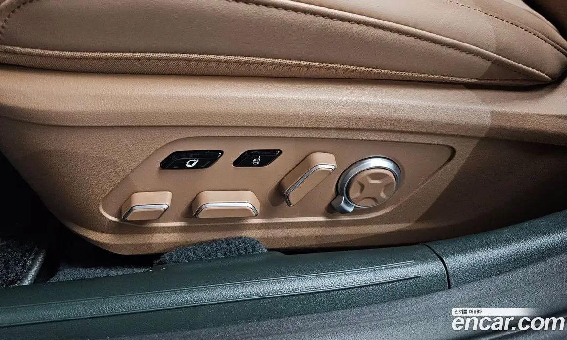Hyundai Grandeur 2025 1.6 автомат (гидро), фото 32