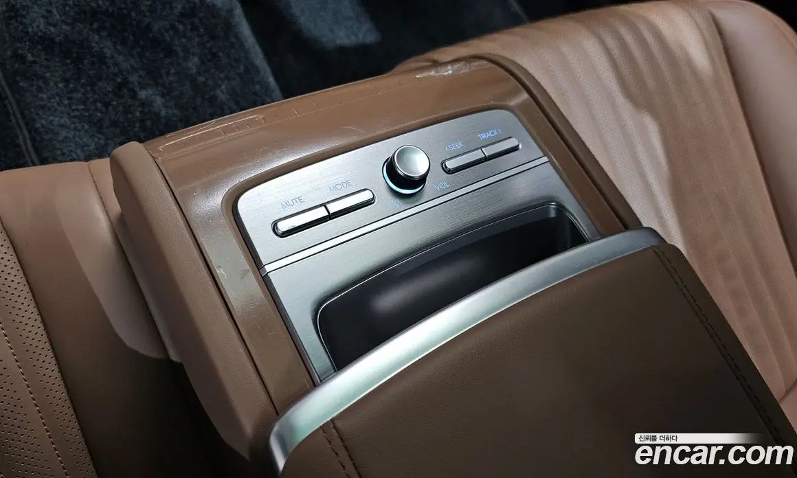 Hyundai Grandeur 2025 1.6 автомат (гидро), фото 35