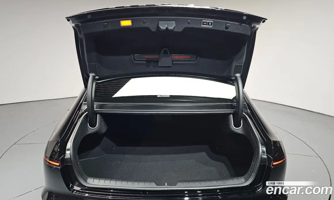 Hyundai Grandeur 2025 1.6 автомат (гидро), фото 37