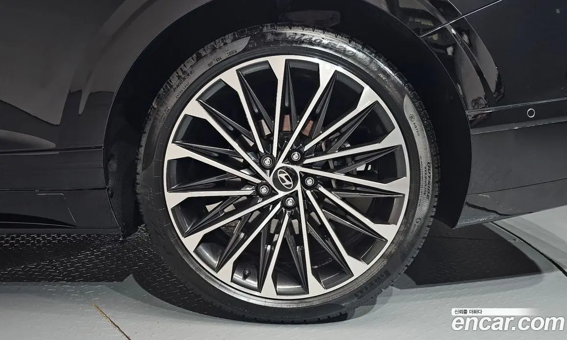 Hyundai Grandeur 2025 1.6 автомат (гидро), фото 6