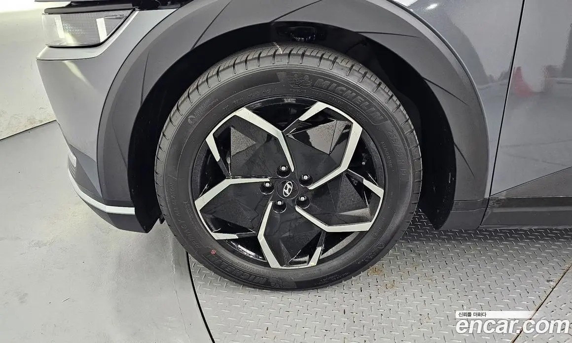 Hyundai Ioniq 5 2023 0.1 автомат (гидро), фото 5
