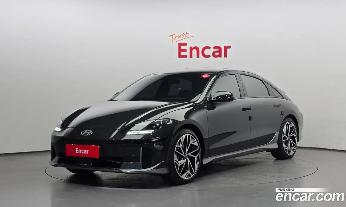Hyundai Ioniq 6 2023 0.1 автомат (гидро), фото 1