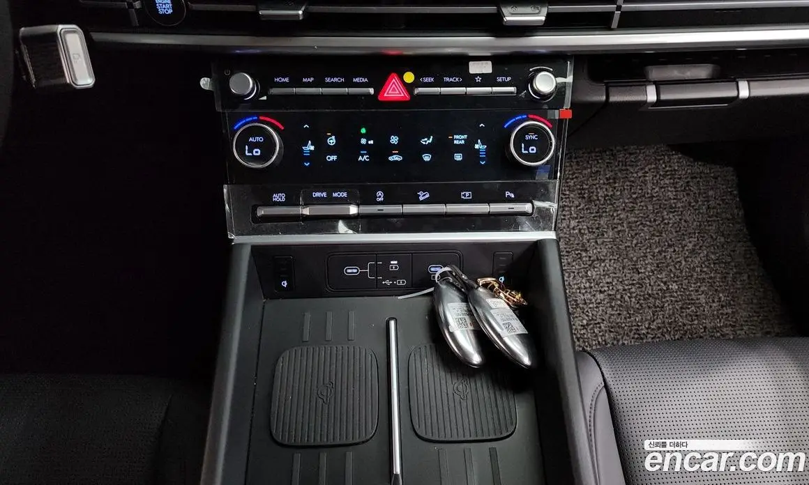 Hyundai Santa Fe 2023 2.5 автомат (гидро), фото 32