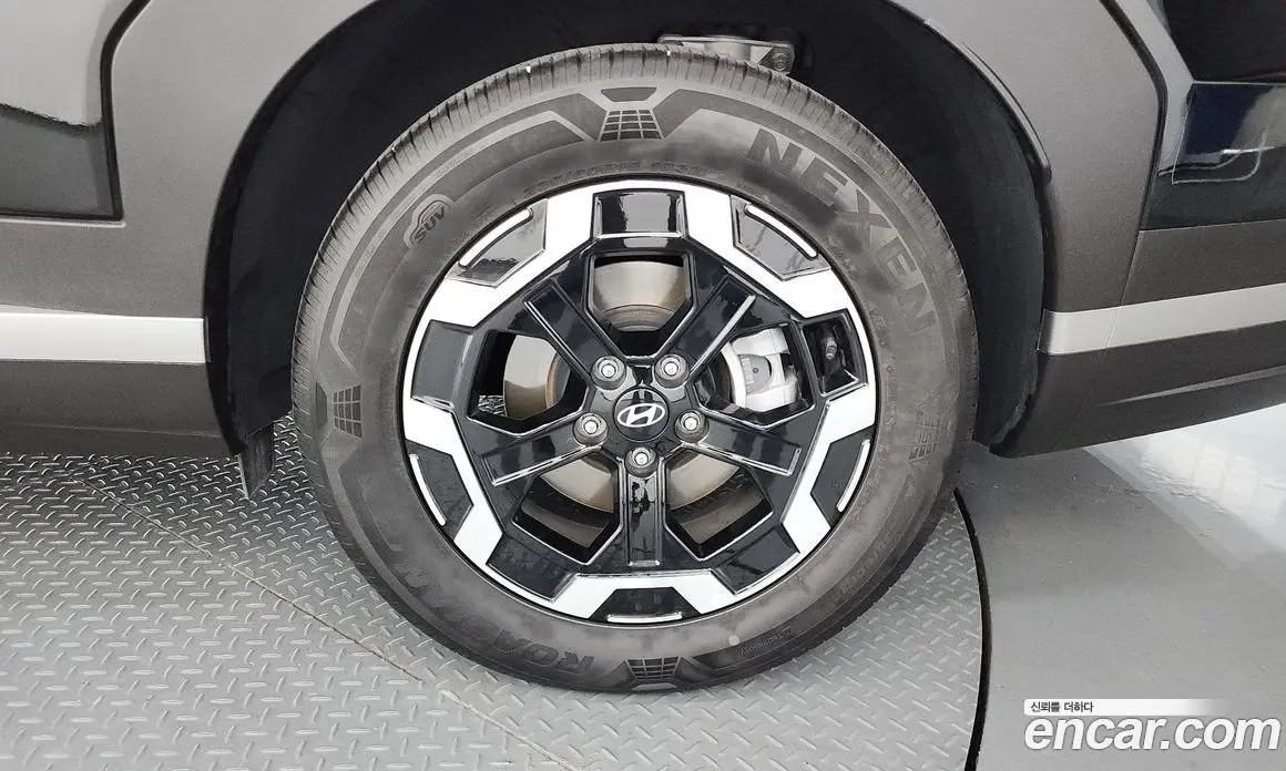 Hyundai Santa Fe 2023 2.5 автомат (гидро), фото 7