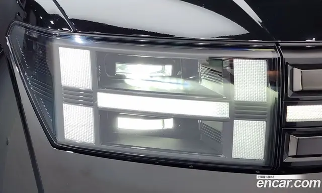 Hyundai Santa Fe 2023 2.5 автомат (гидро), миниатюра 8