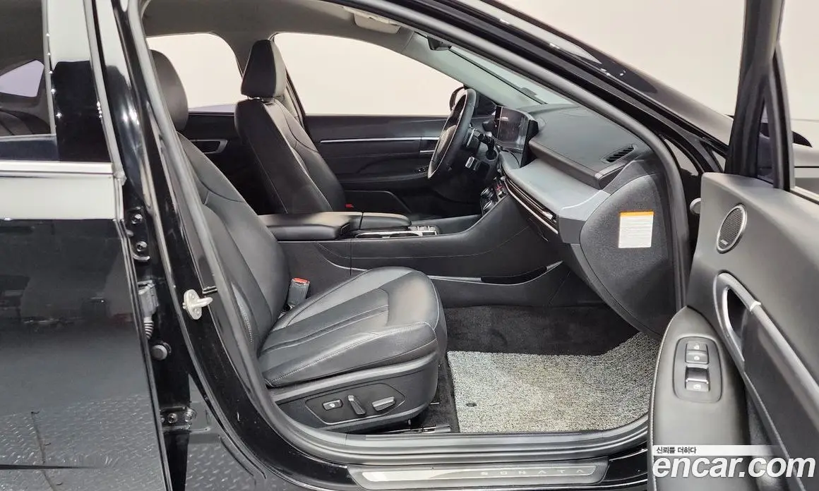 Hyundai Sonata 2023 2.0 автомат (гидро), фото 16 Hyundai Sonata 2023 2.0 автомат (гидро), фото 16