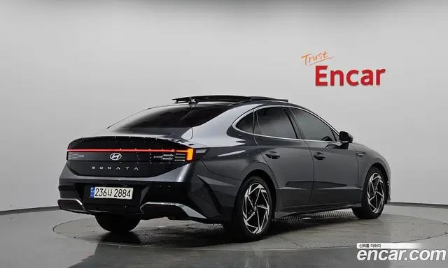 Hyundai Sonata 2024 1.6 автомат (гидро), миниатюра 2