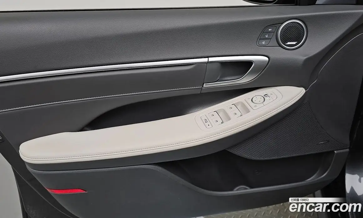 Hyundai Sonata 2024 1.6 автомат (гидро), фото 14