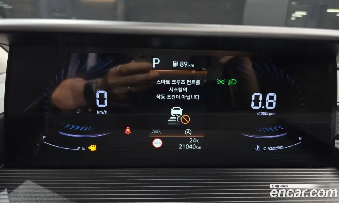 Hyundai Staria 2021 2.2 автомат (гидро), фото 11