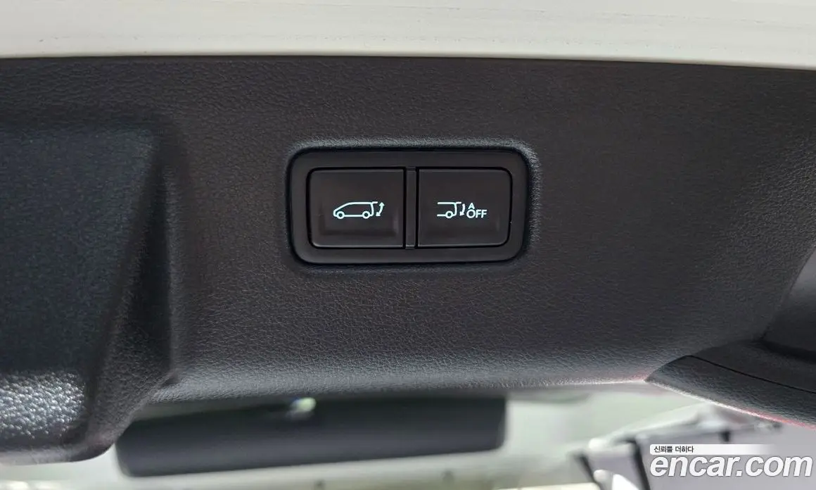 Hyundai Staria 2021 2.2 автомат (гидро), фото 28