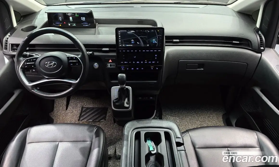 Hyundai Staria 2021 2.2 автомат (гидро), фото 10