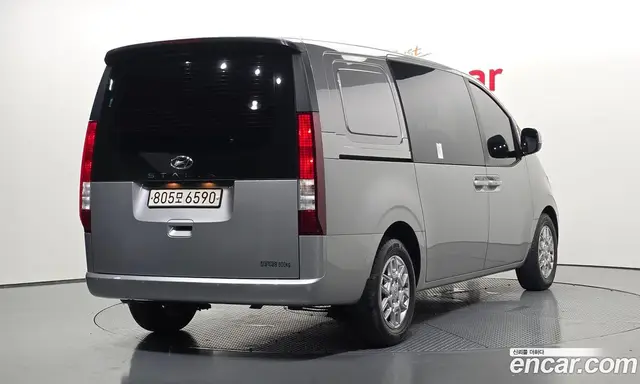 Hyundai Staria 2022 2.2 автомат (гидро), миниатюра 2