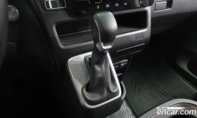 Hyundai Staria 2022 2.2 автомат (гидро), миниатюра 12