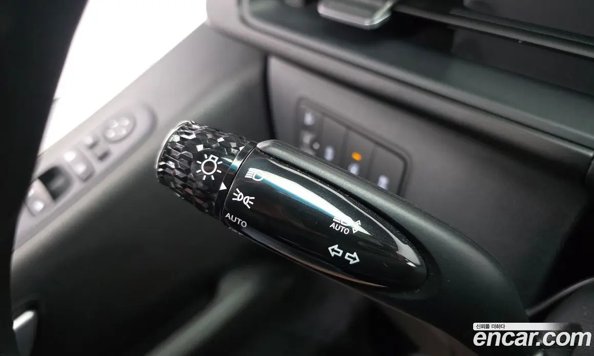 Hyundai Staria 2022 2.2 автомат (гидро), фото 25