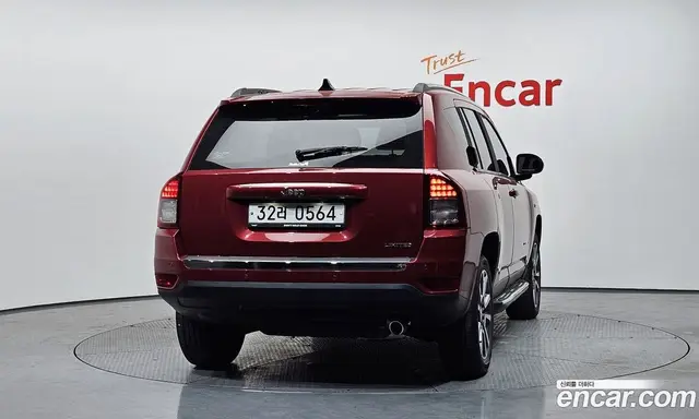 Jeep Compass 2015 2.4 автомат (гидро), миниатюра 4 Jeep Compass 2015 2.4 автомат (гидро), миниатюра 4