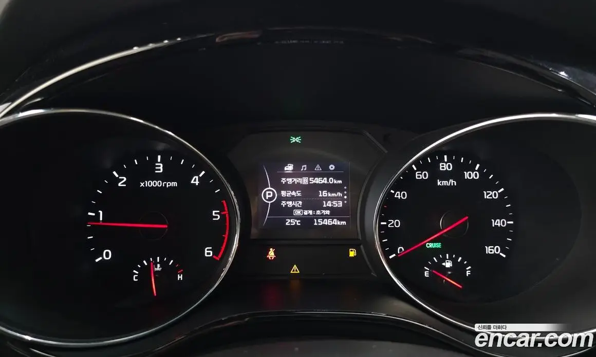 Kia Carnival 2016 2.2 автомат (гидро), фото 11 Kia Carnival 2016 2.2 автомат (гидро), фото 11