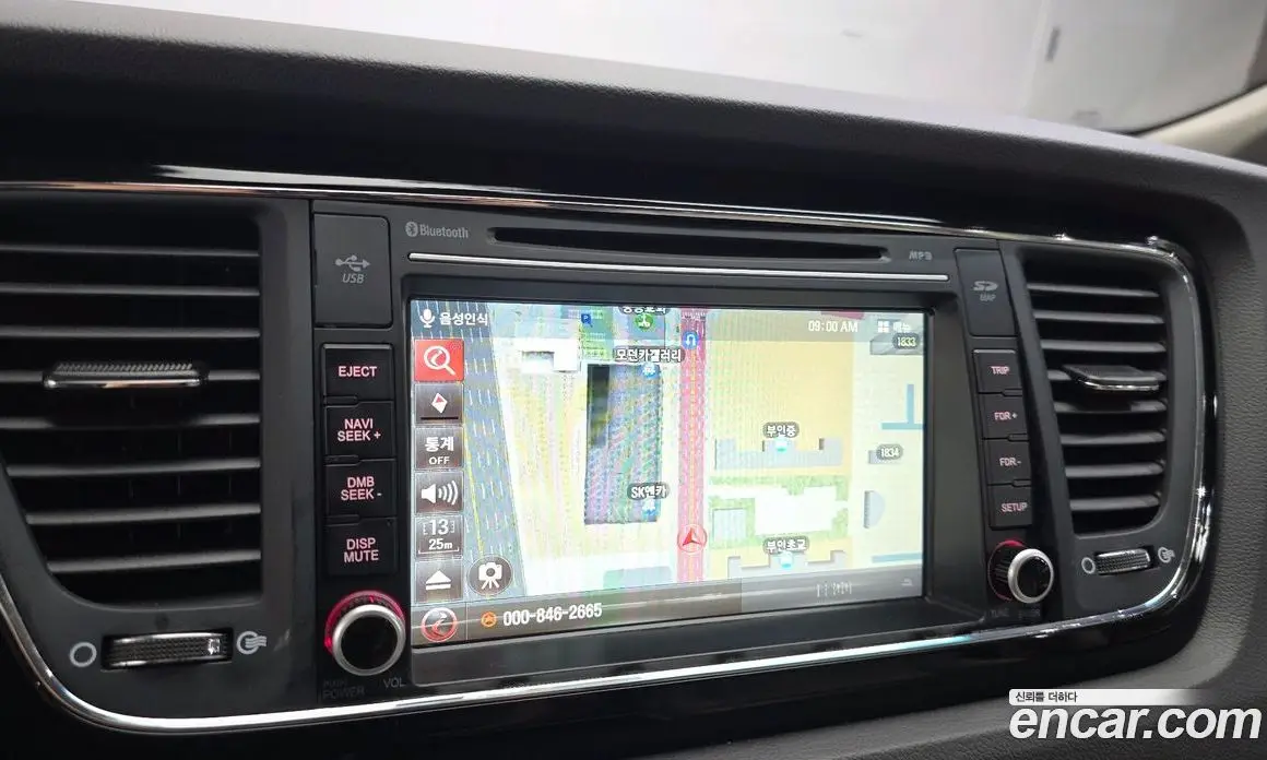 Kia Carnival 2016 2.2 автомат (гидро), фото 22 Kia Carnival 2016 2.2 автомат (гидро), фото 22