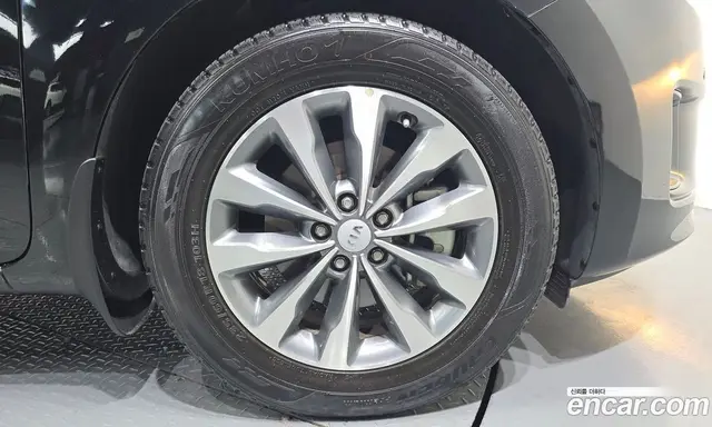 Kia Carnival 2016 2.2 автомат (гидро), миниатюра 7 Kia Carnival 2016 2.2 автомат (гидро), миниатюра 7