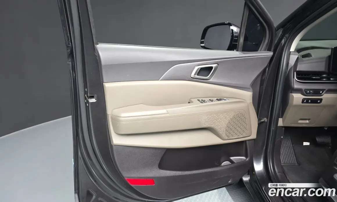 Kia Carnival 2024 2.2 автомат (гидро), фото 14