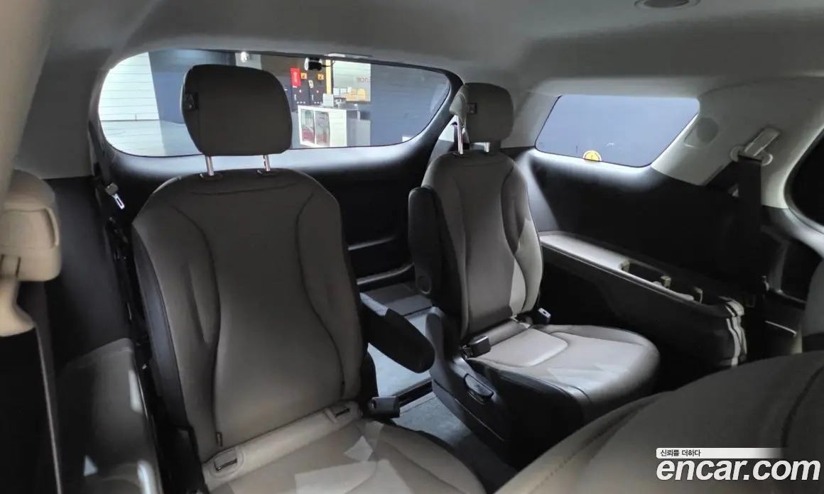 Kia Carnival 2024 2.2 автомат (гидро), фото 16