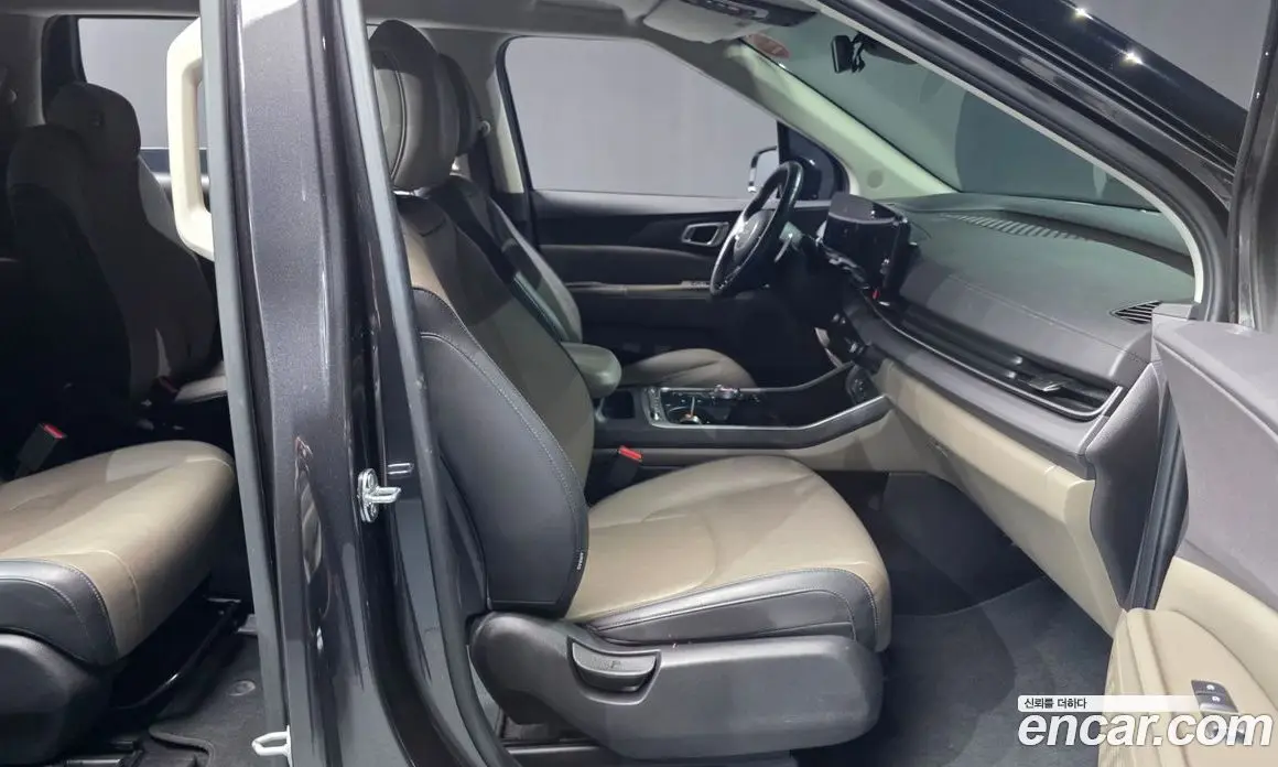 Kia Carnival 2024 2.2 автомат (гидро), фото 17