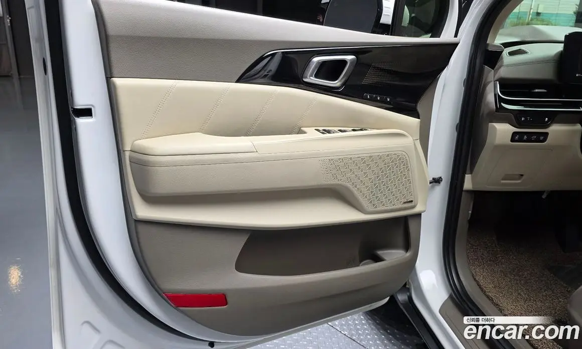 Kia Carnival 2024 2.2 автомат (гидро), фото 14