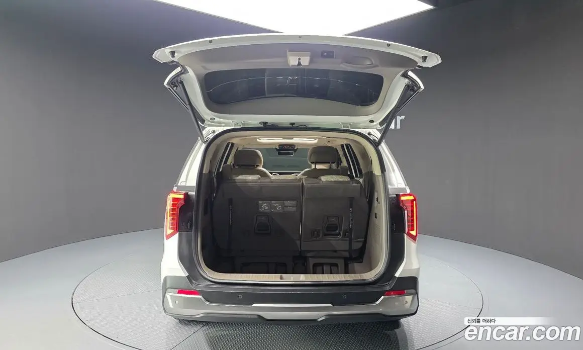 Kia Carnival 2024 2.2 автомат (гидро), фото 26