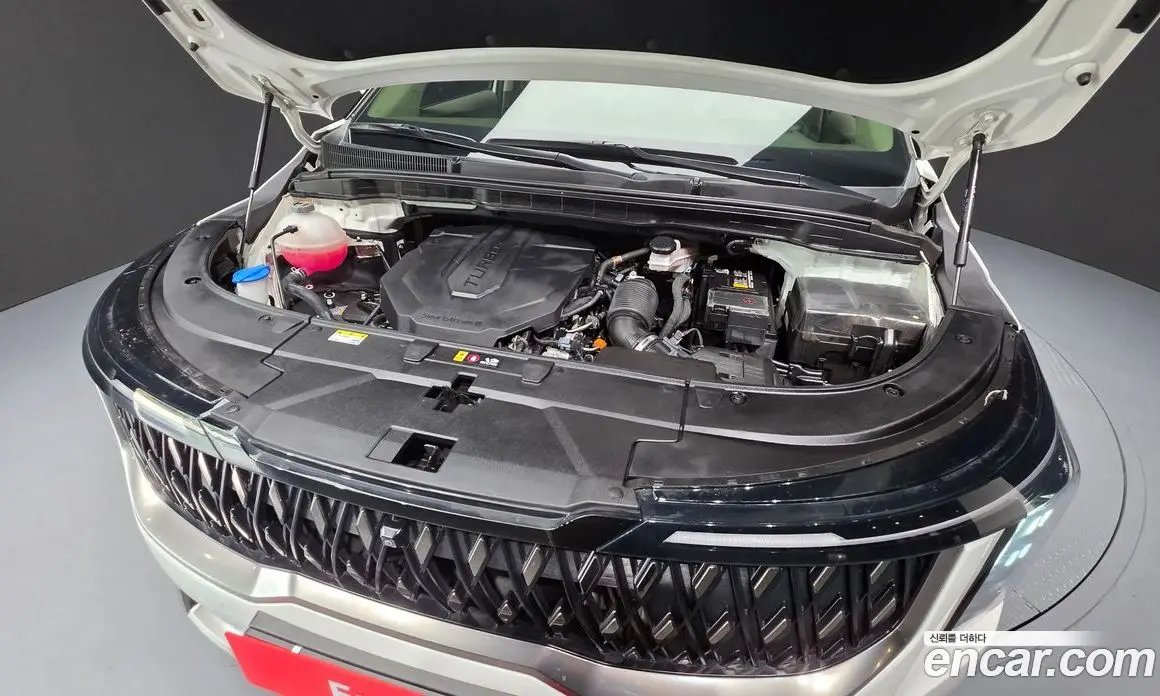Kia Carnival 2024 2.2 автомат (гидро), фото 6