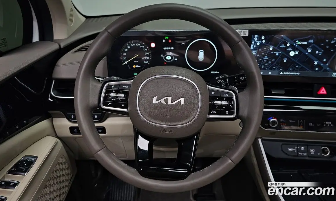 Kia Carnival 2024 1.6 автомат (гидро), фото 17