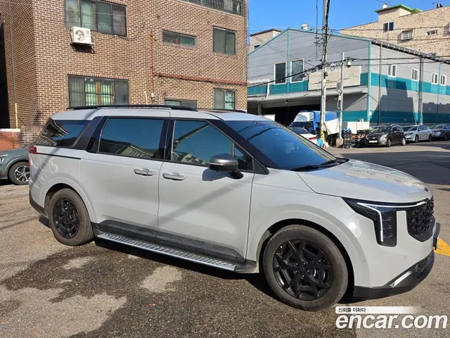 Kia Carnival, 2025, 3 867 км