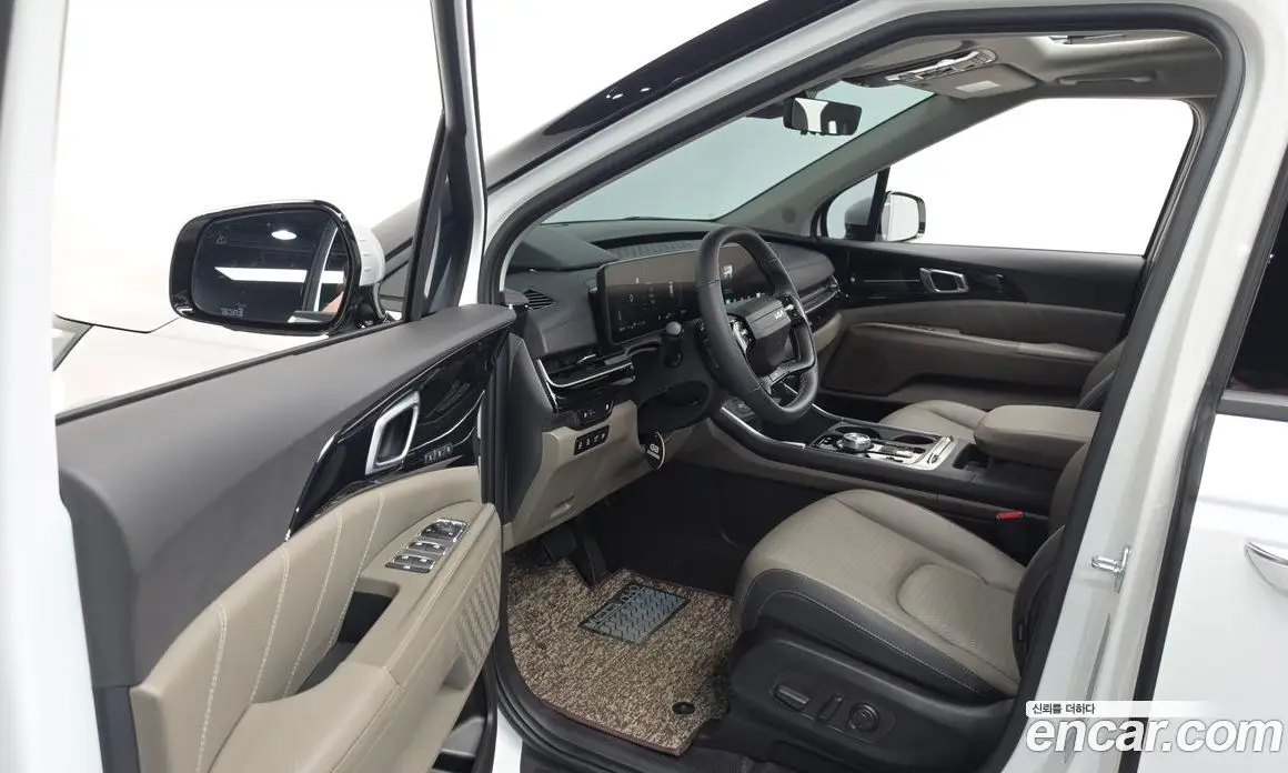 Kia Carnival 2026 1.6 автомат (гидро), фото 13 Kia Carnival 2026 1.6 автомат (гидро), фото 13