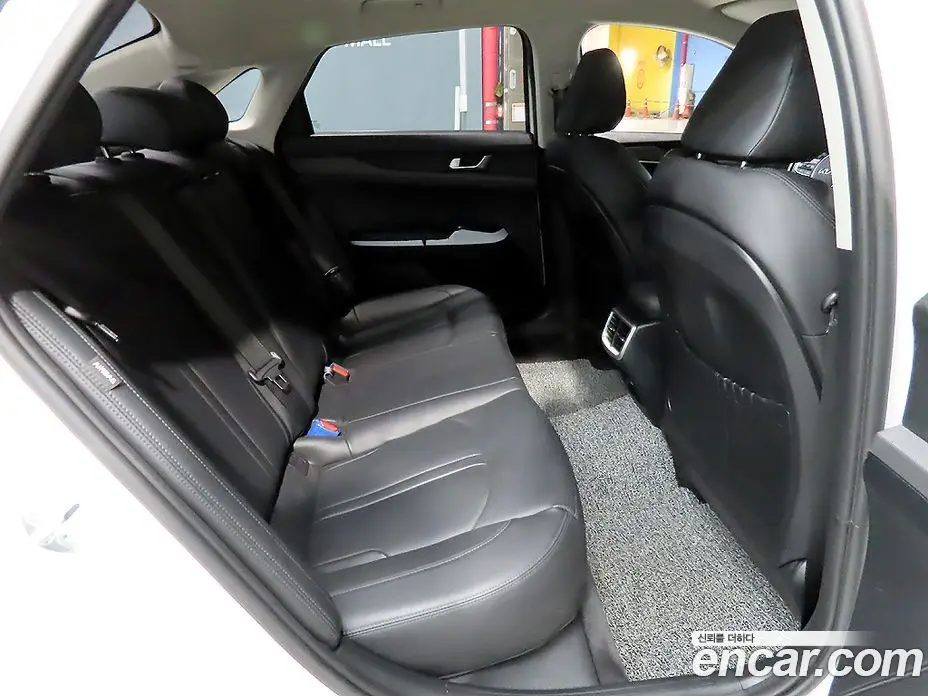 Kia K5 (Optima) 2023 2.0 автомат (гидро), фото 9 Kia K5 (Optima) 2023 2.0 автомат (гидро), фото 9