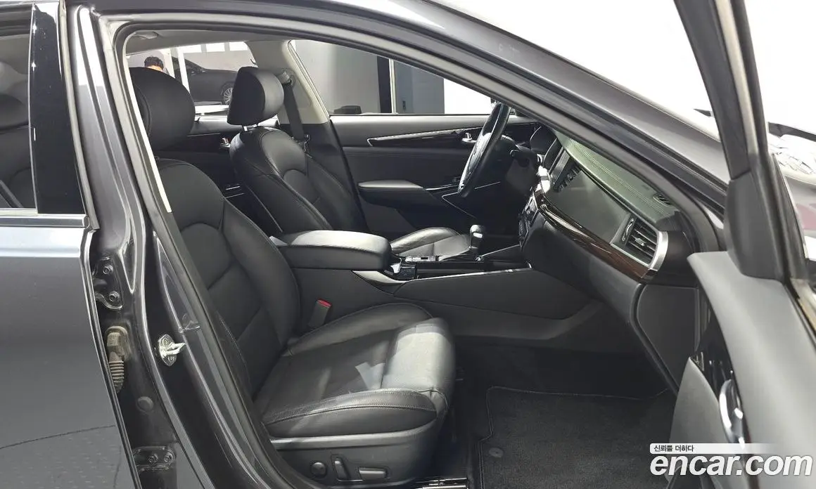 Kia K7 2018 2.4 автомат (гидро), фото 16 Kia K7 2018 2.4 автомат (гидро), фото 16