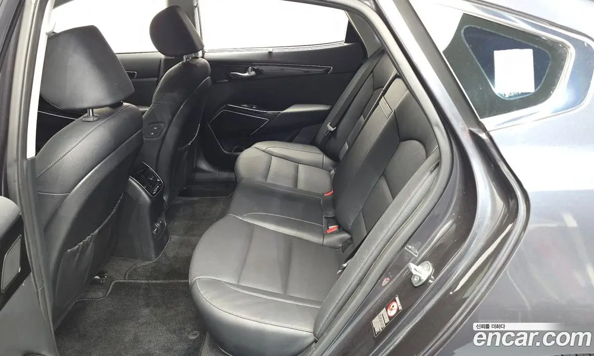 Kia K7 2018 2.4 автомат (гидро), фото 17 Kia K7 2018 2.4 автомат (гидро), фото 17