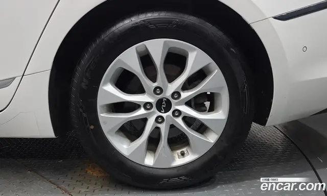 Kia K8 2021 2.5 автомат (гидро), миниатюра 6 Kia K8 2021 2.5 автомат (гидро), миниатюра 6