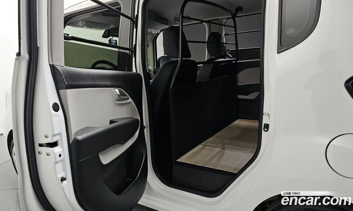 Kia Ray 2023 1.0 автомат (гидро), фото 18