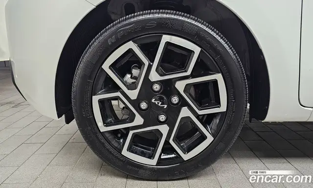 Kia Ray 2024 1.0 автомат (гидро), миниатюра 5 Kia Ray 2024 1.0 автомат (гидро), миниатюра 5