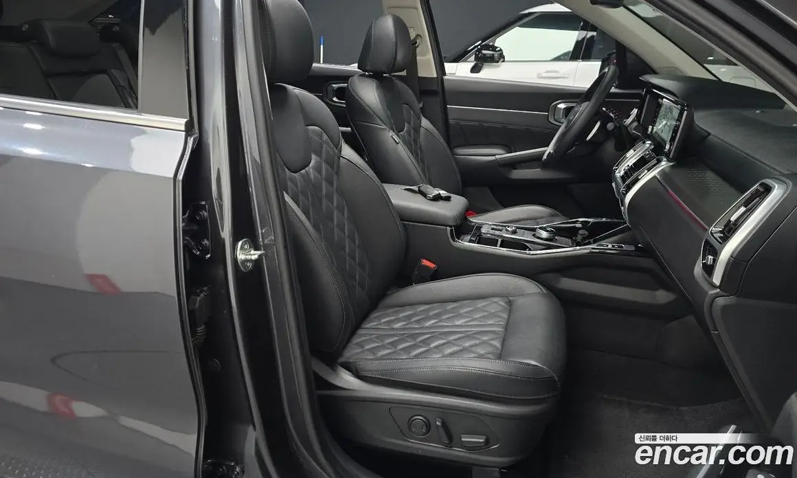 Kia Sorento 2023 2.5 автомат (гидро), фото 10