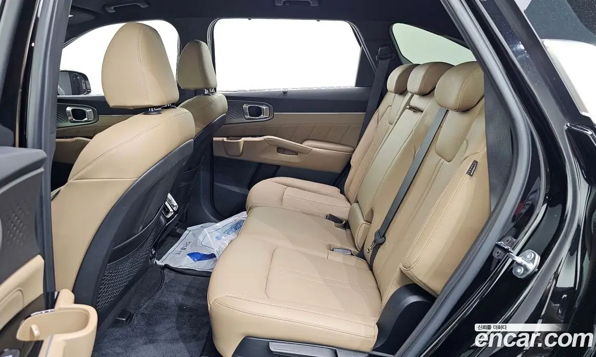Kia Sorento 2024 1.6 автомат (гидро), фото 16 Kia Sorento 2024 1.6 автомат (гидро), фото 16