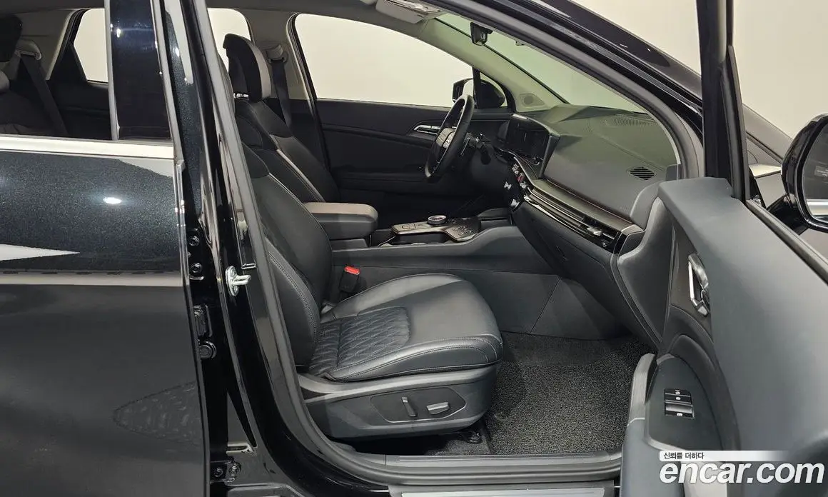 Kia Sportage 2025 1.6 автомат (гидро), фото 16 Kia Sportage 2025 1.6 автомат (гидро), фото 16