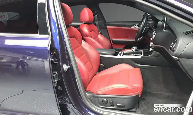 Kia Stinger 2019 2.0 автомат (гидро), миниатюра 11 Kia Stinger 2019 2.0 автомат (гидро), миниатюра 11