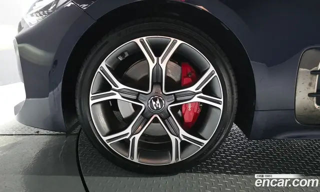 Kia Stinger 2019 2.0 автомат (гидро), миниатюра 5 Kia Stinger 2019 2.0 автомат (гидро), миниатюра 5