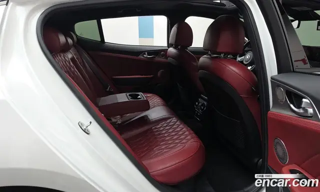 Kia Stinger 2021 3.3 автомат (гидро), миниатюра 12