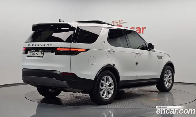 Land Rover Discovery 2019 3.0 автомат (гидро), миниатюра 1 Land Rover Discovery 2019 3.0 автомат (гидро), миниатюра 1