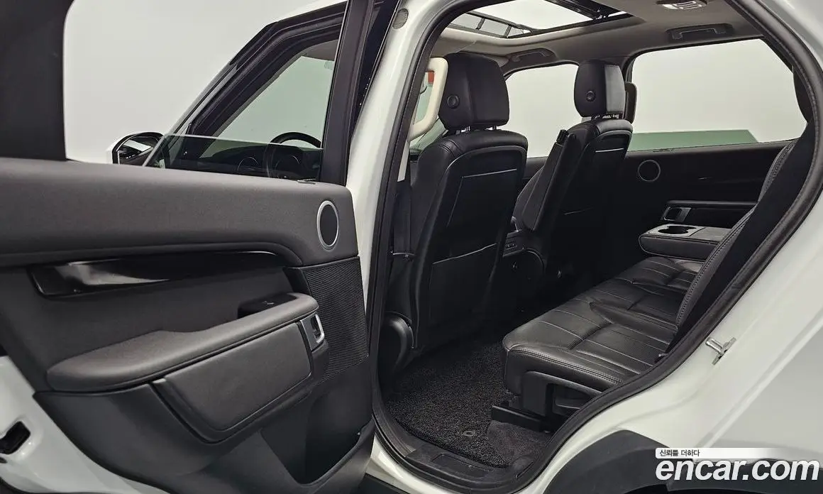 Land Rover Discovery 2019 3.0 автомат (гидро), фото 17 Land Rover Discovery 2019 3.0 автомат (гидро), фото 17